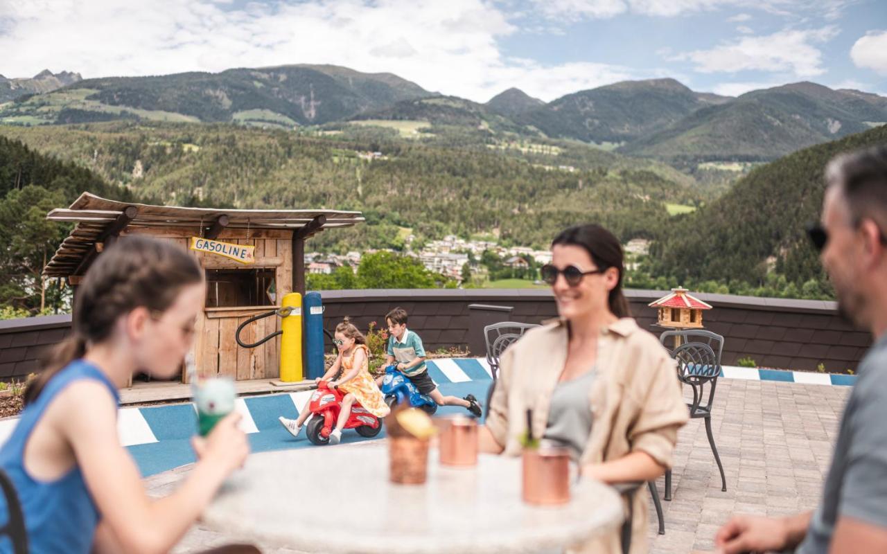 Falkensteiner Family Resort Lido Superior تشينيز المظهر الخارجي الصورة